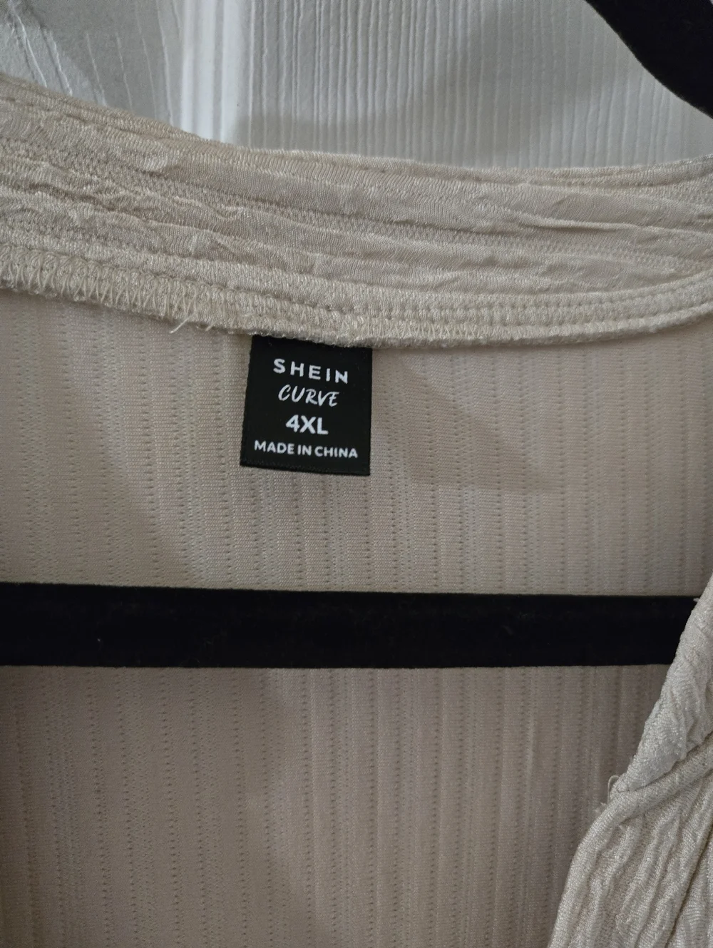 4x stretchy Shein dress - Picture 2 of 4